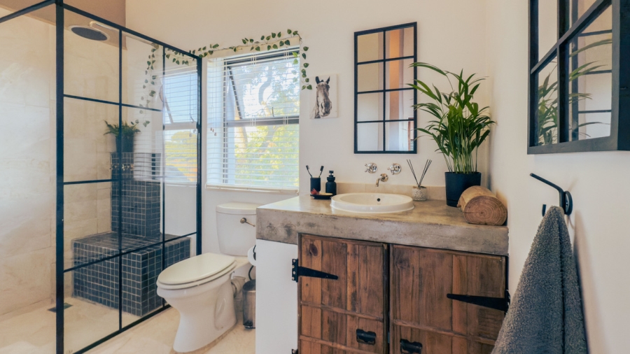 2 Bedroom Property for Sale in Ongegund Village Western Cape